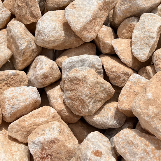 ホワイトあられ（石灰岩）