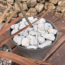 石灰砂利（ホワイトグレイ）