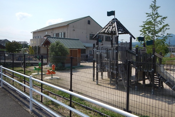 S保育園 園庭2のご様子