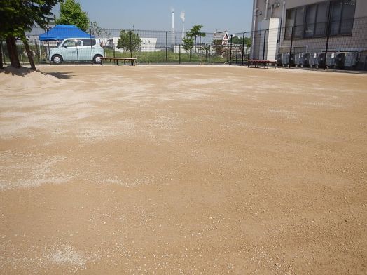 周南市野村 S保育園様「おろし真砂土」納品いたしました